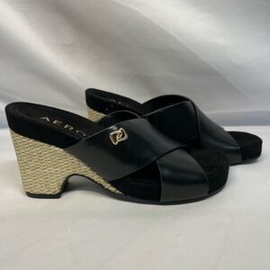 AEROSOLES Black and Tan Wedge Mules Size 6.5